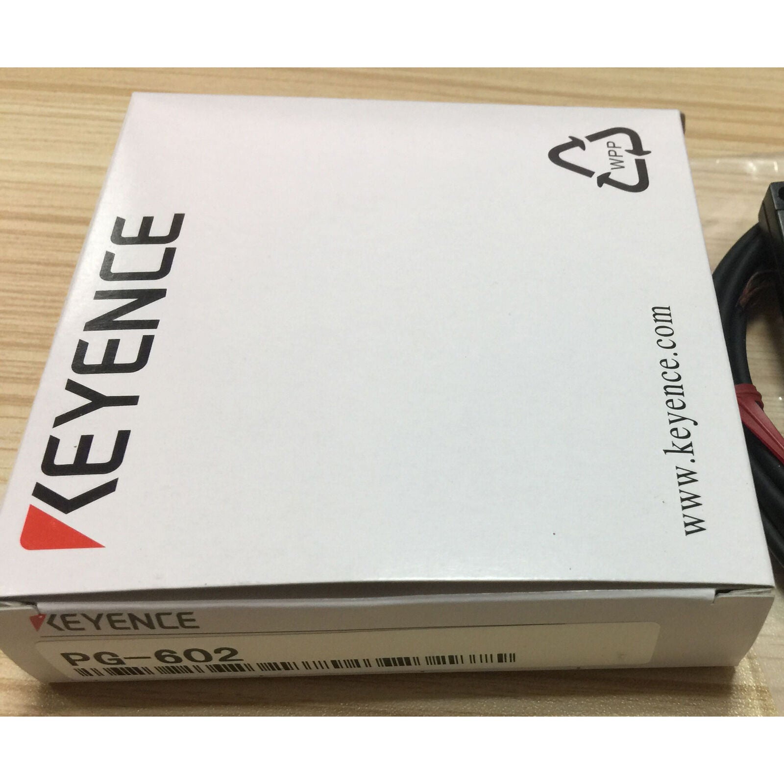 1 Unit KEYENCE PG-602 Photoelectric Sensors, 1-Year Warranty - KEYENCE
