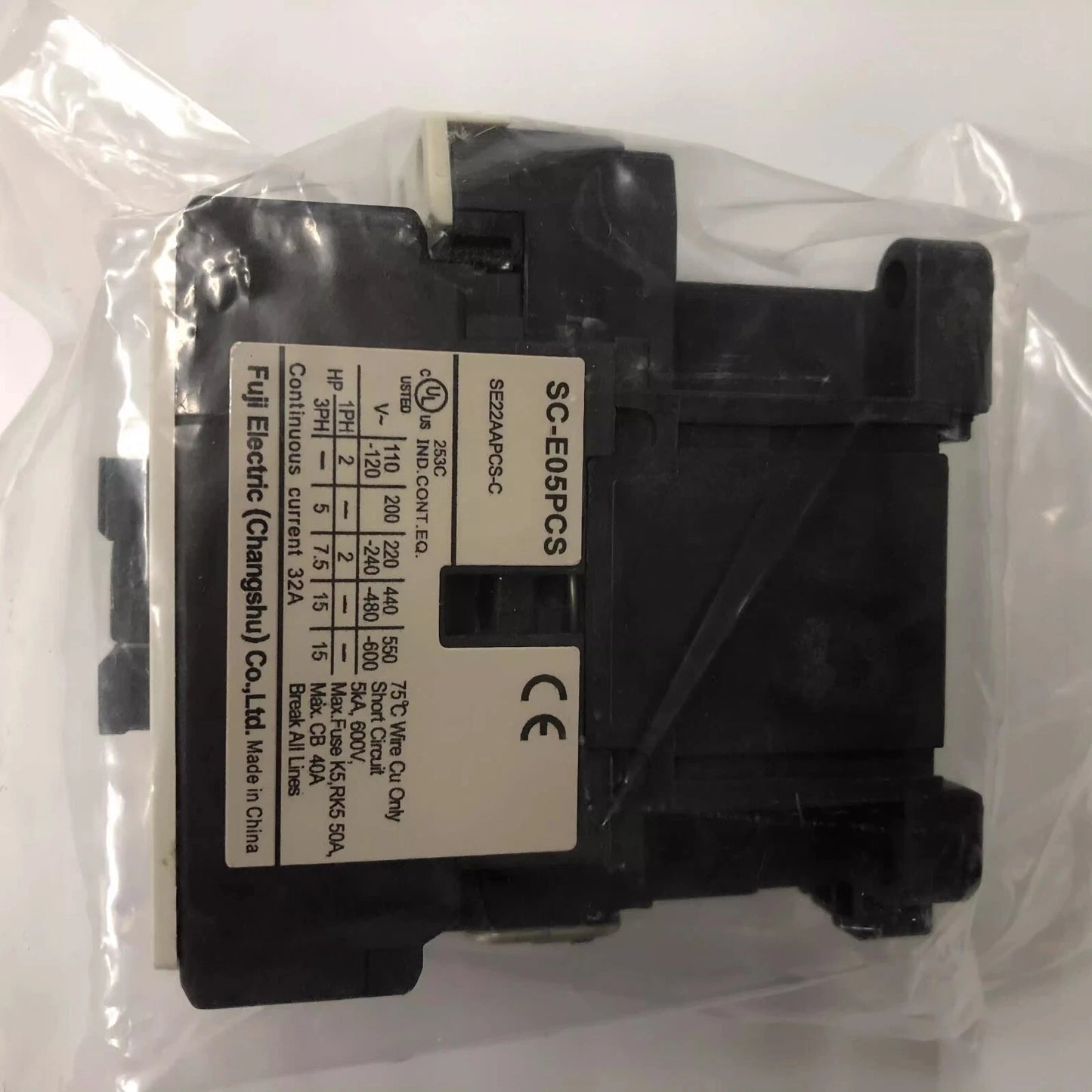 1PCS for SC-E05PCS AC220V 3-Pole AC Contactor