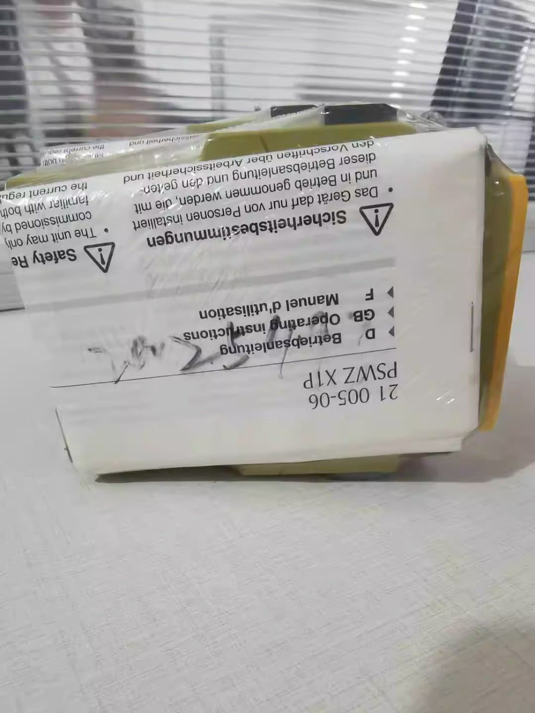 PILZ Relay PSWZ X1P 0.5V AC 24-240V - PILZ