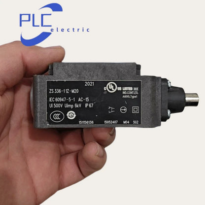 SCHMERSRL 1PCS ZR 336-11Z-M20 Travel Limit Switch 12N Express Delivery #u