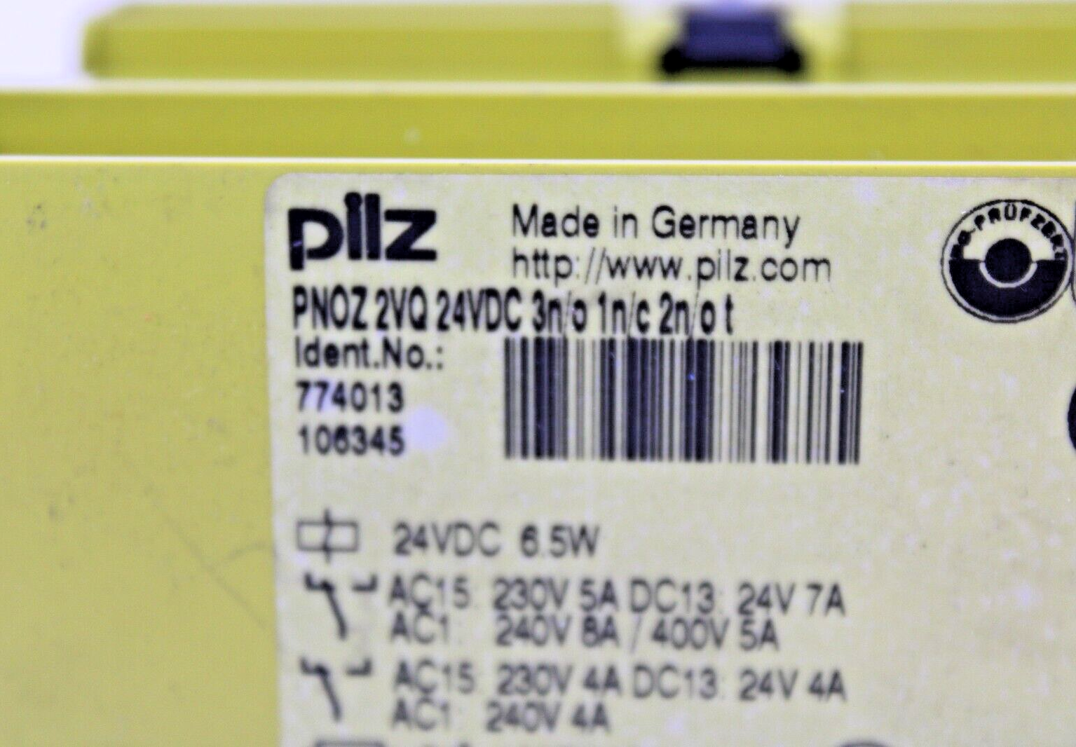 used Pilz PNOZ 2VQ 24VDC 2N/OT Safety Relay 774013