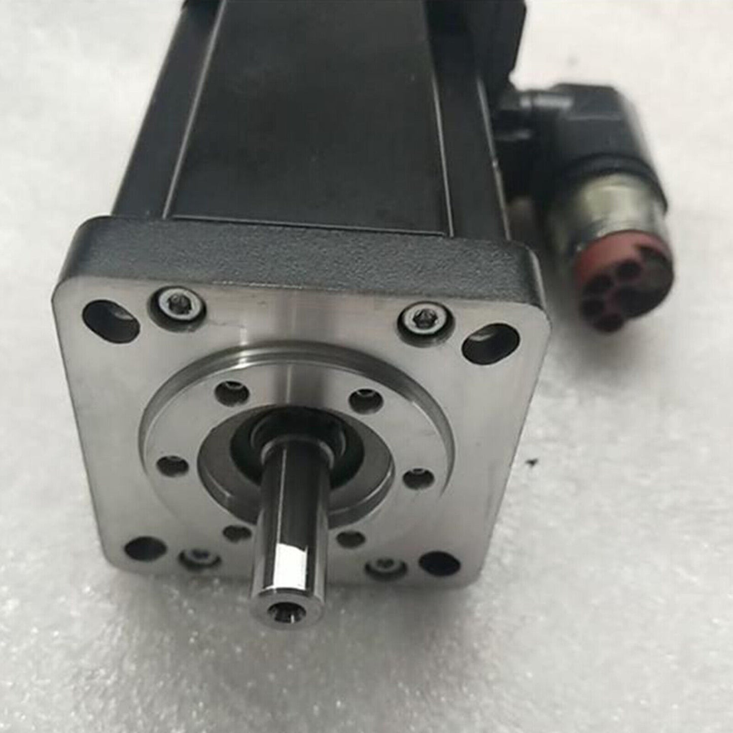used 1PCS B&R 8LSA25.D9060S200-3 Servo Motor - B&R