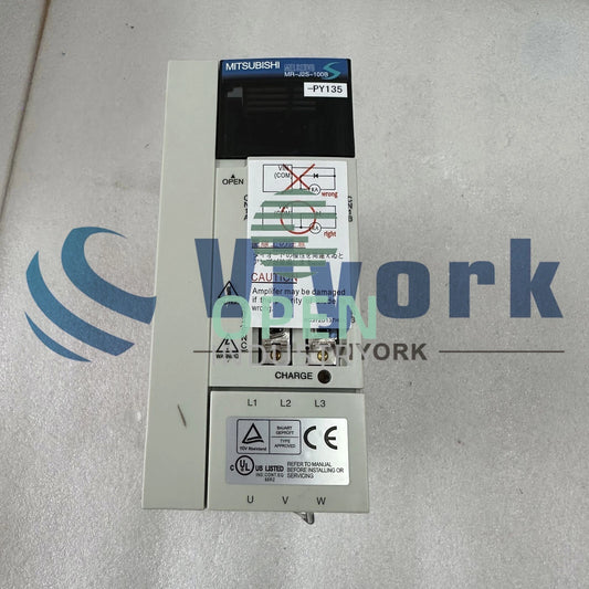 1PCS Mitsubishi MR-J2S-100B-PY135 SERVO AMPLIFIER