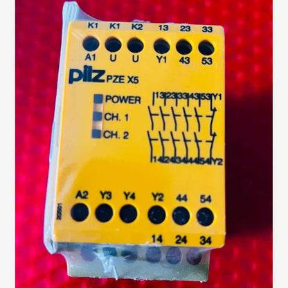 new one Pilz 774595 PZE X5 Safety Relay 24VDC Ship - PILZ