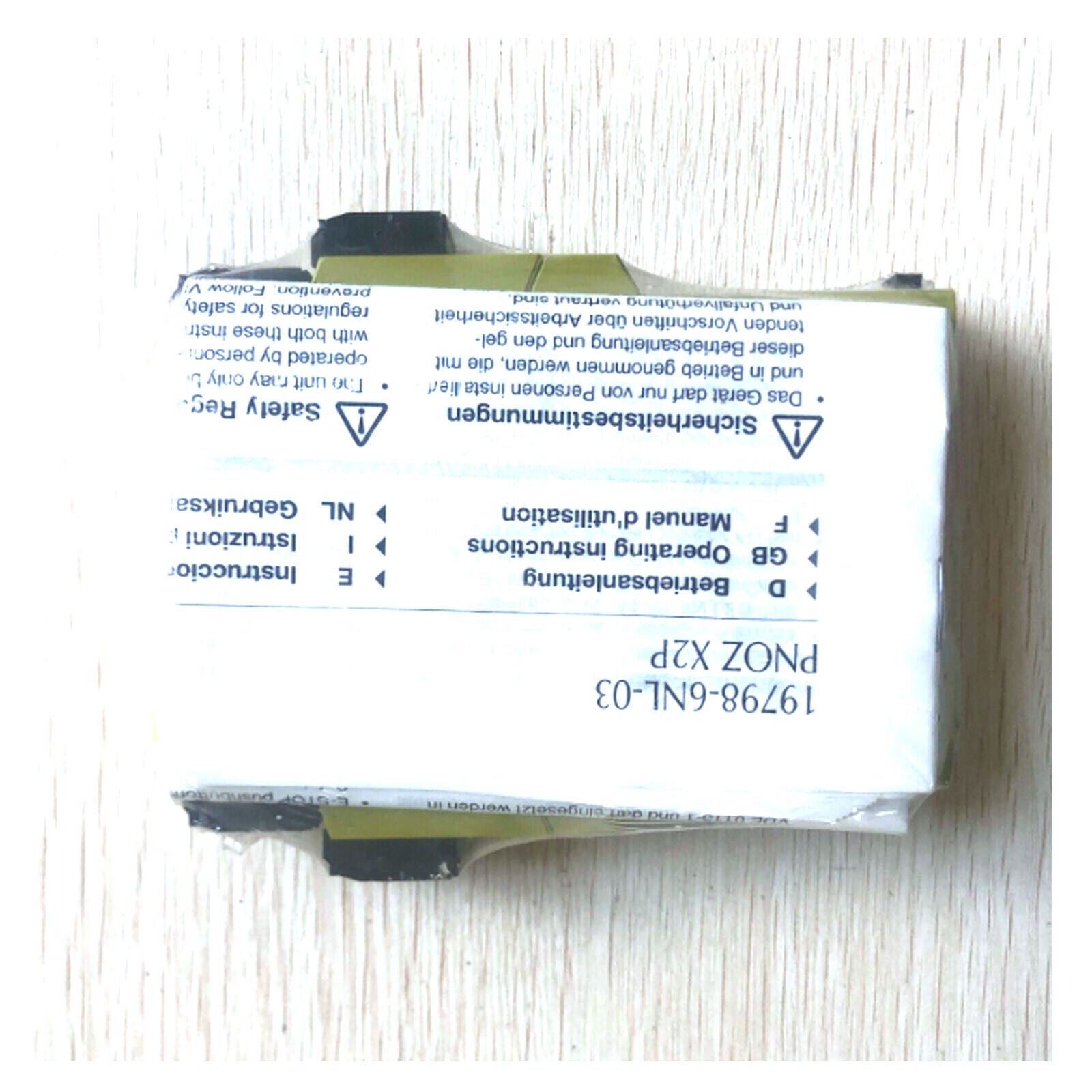 Efficient 24V ADC Power Supply Module PILZ PNOZ X2P C 787303 - PILZ