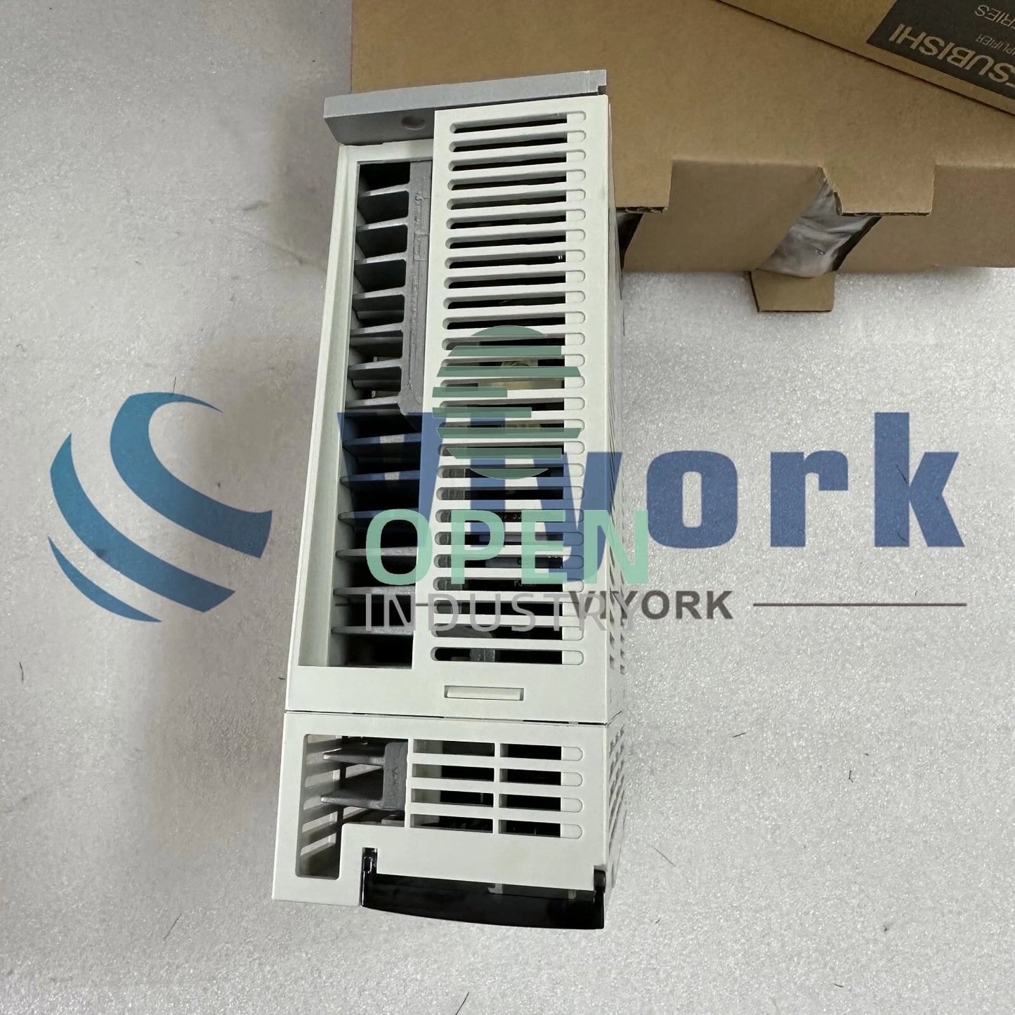 1PCS Mitsubishi MR-J2S-100B-QF SERVO AMPLIFIER