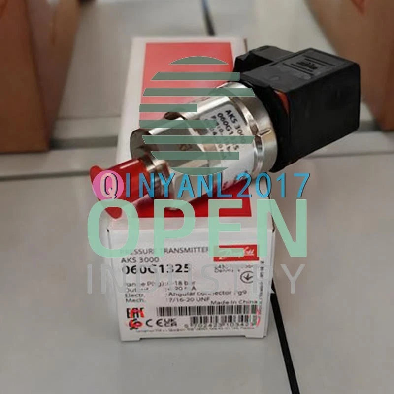 1PCS Danfoss pressure sensor AKS 3000 060G1325