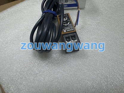 new 1PCS Omron E3S-RS30B42-30 Photoelectric Switch
