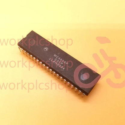 1PC Motorola MC6809P 8-Bit Microprocessing Unit MPU DIP40