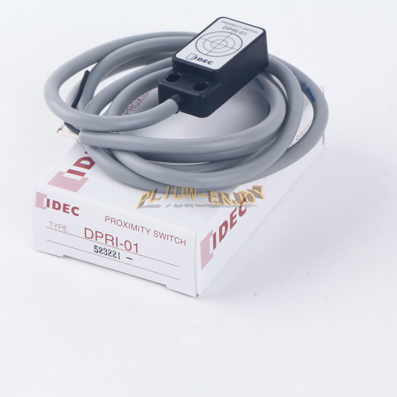 new ONE  IDEC proximity switch DPR1-01 DPRI-01