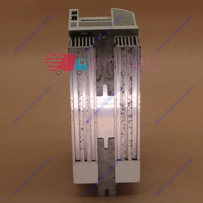 ONE LENZE 8200 VECTOR DRIVE E82EV402-4C200 free shipping