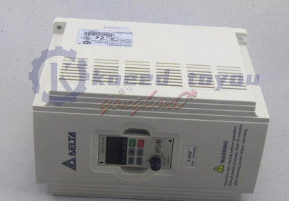 1Pcs Delta Inverter 2.2KW 220V VFD022M21A