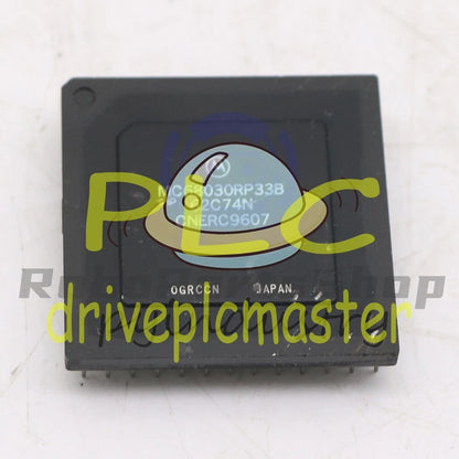 MC68030RP33B 32-BIT Vintage Microcontroller 33MHz PGA (1pcs) /RS #dr