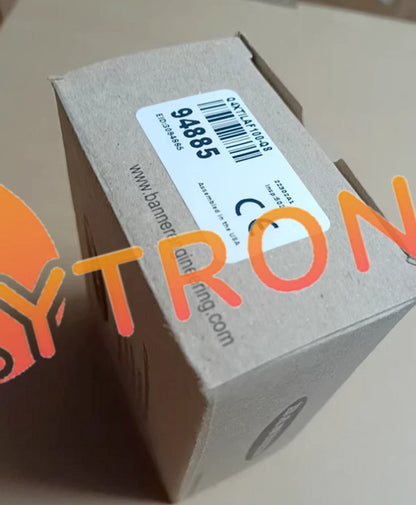 BANNER Q4XTILAF100-Q8 laser sensor