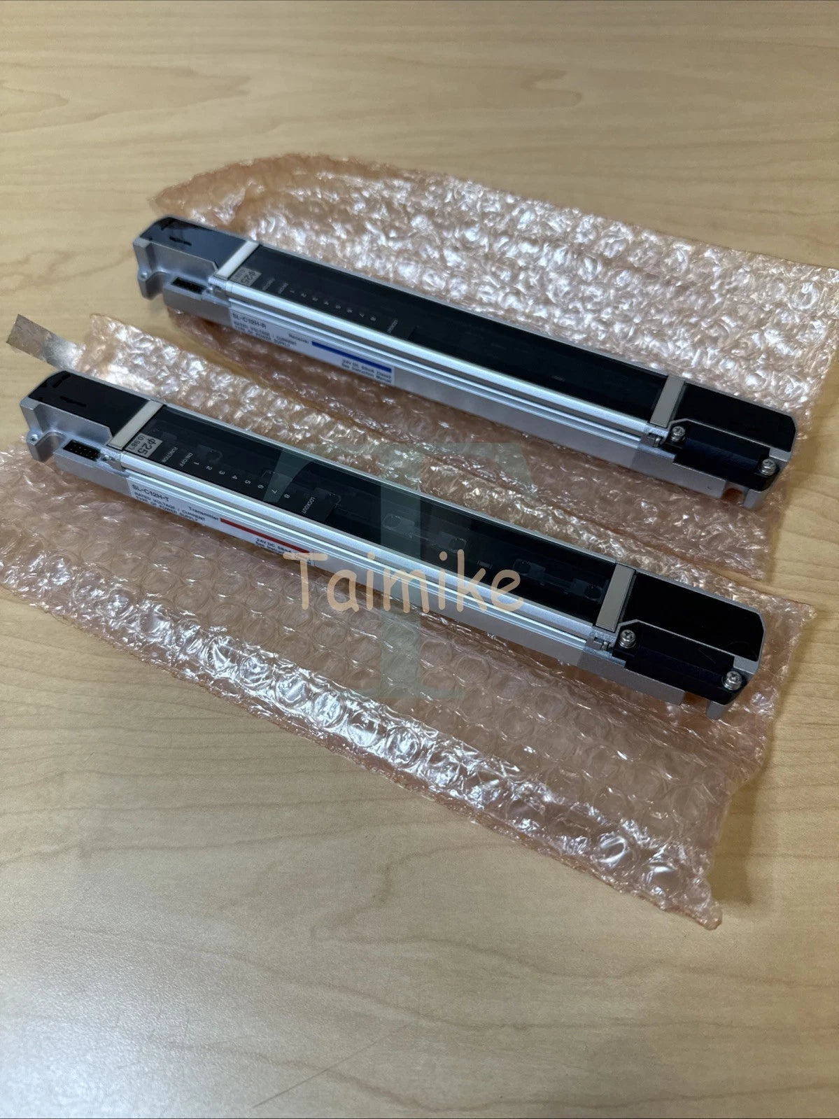 Keyence SL-C12H Safety Light Curtain Set - (1) SL-C12H-T & (1) SL-C12H-R