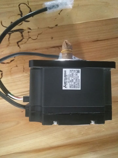 1PC MITSUBISHI AC SERVO MOTOR HC-UFS73K