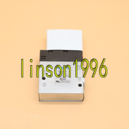 FESTO Solenoid Valve CPE18-M1H-3GLS-1/4 - FESTO