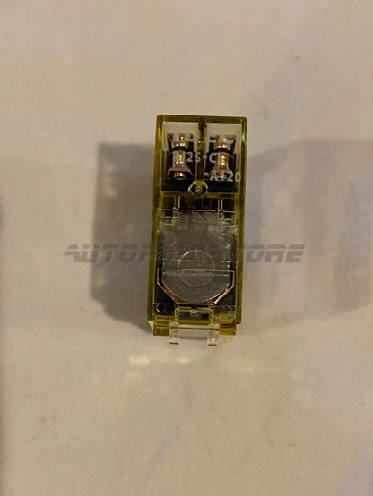10PCS/BOX IDEC RJ2S-CL-A120 / RJ2SCLA120 Old Stock