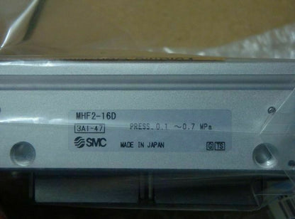 1PCS SMC CYLINDER MHF2-16D MHF216D - FREE SHIPPING #SM