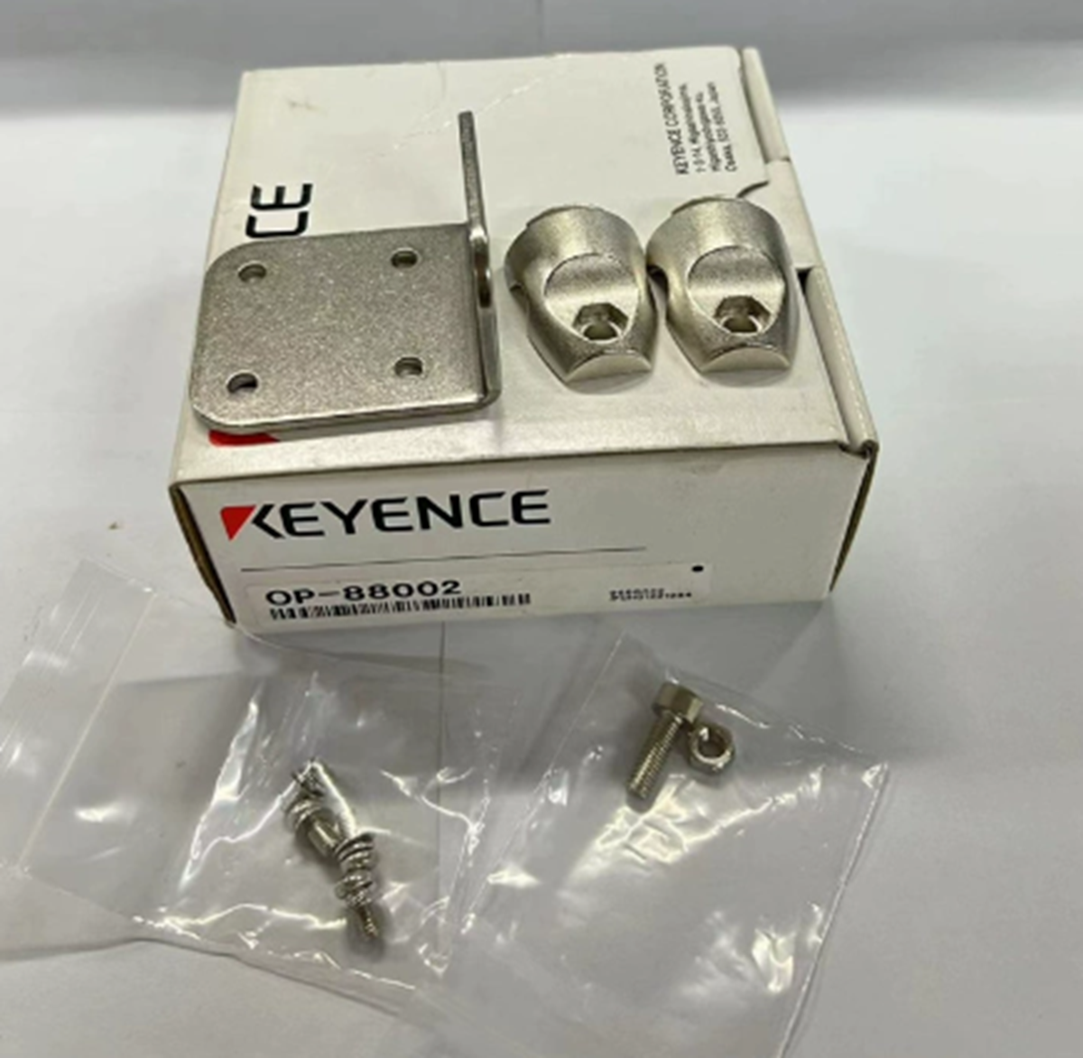 KEYENCE OP-88002 Mounting Bracket - Mounting Bracket OP-88002 by KEYENCE for industrial automation applications - KEYENCE