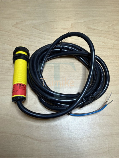 ! Banner S183E Proximity Sensor Module