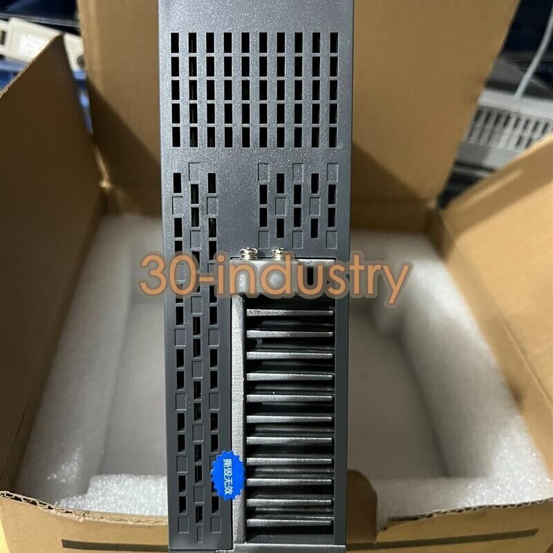 New In Box DS5L1-20P7-PTA High-Performance Servo Driver - BRAND UNKNOWN