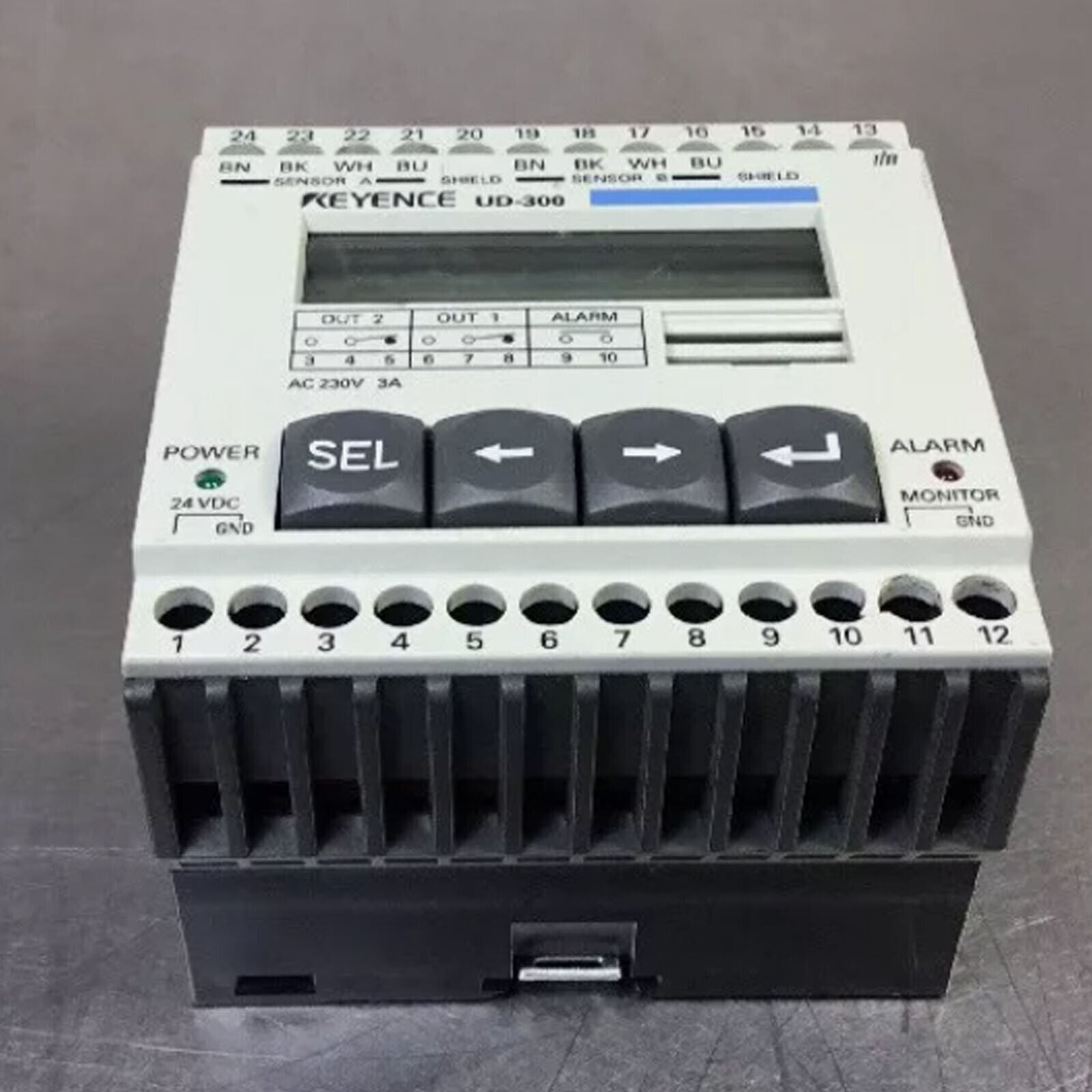 new Keyence UD-300 Ultrasonic Displacement Sensor Amplifier Unit Series Controller