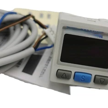 SMC ISE30A Pressure Switch - High Precision ISE30A - SMC