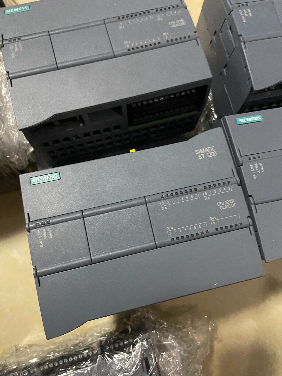 used SIEMENS SIMATIC S7-1200, CPU DC/DC/DC 6ES7215-1AG40-0XB0 6ES7 215-1AG40-0XB0