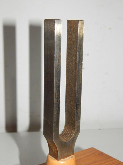 Used Diapason 435 Tuning Fork with Resonance Box for School Aid - DIAPASON