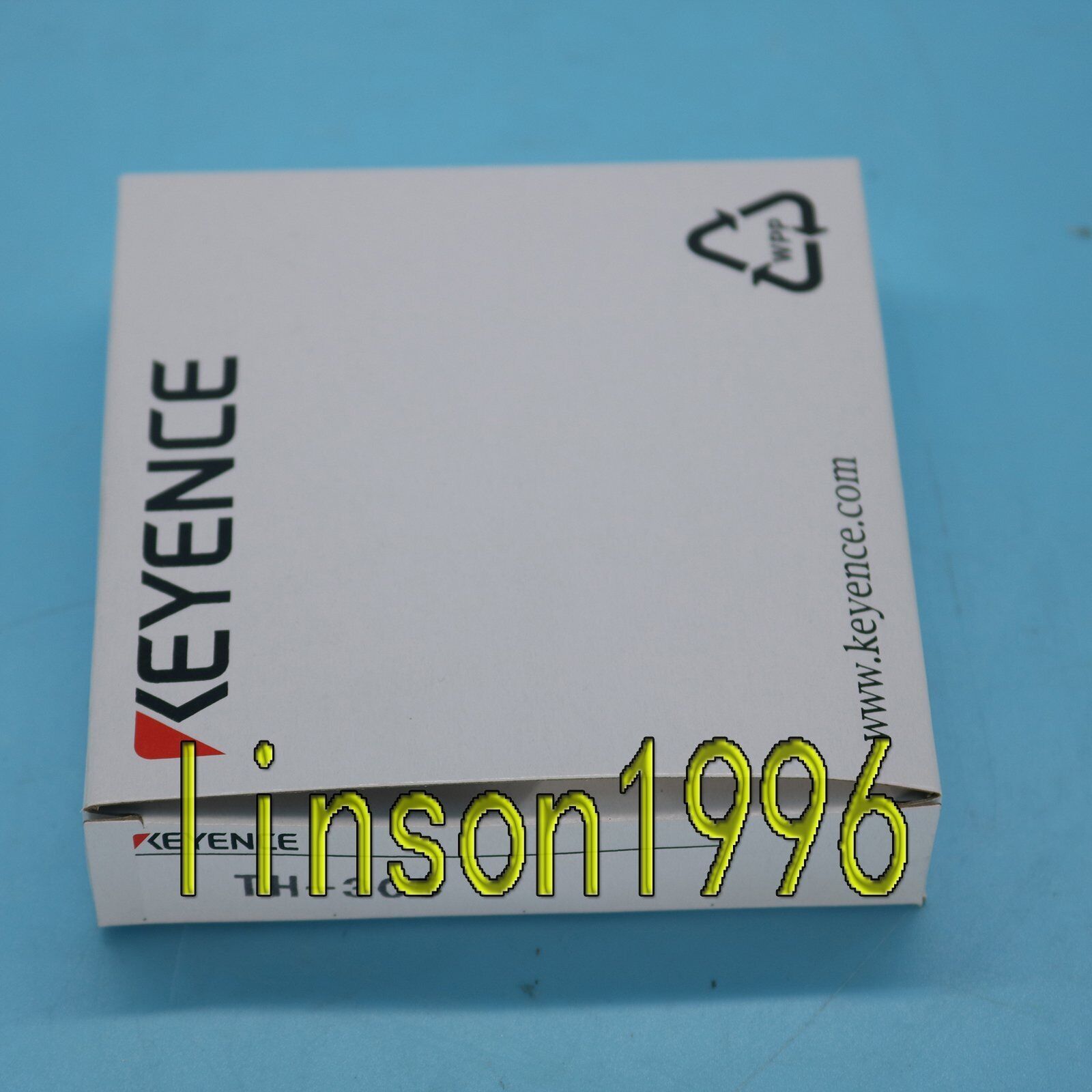 TH-305 Magnetic Ring Proximity Sensor - KEYENCE