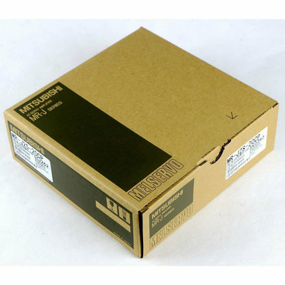 new 1Pcs  Mitsubishi In Box MR-J2S-20CP Servo Motor MRJ2S20CP One year Mitsubishi