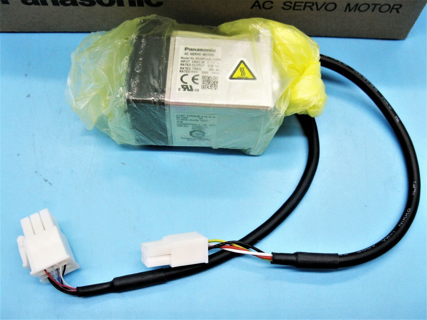 Panasonic AC Servo Motor MHMF5AZL1U2M, 1-Year Warranty, In-Box - PANASONIC