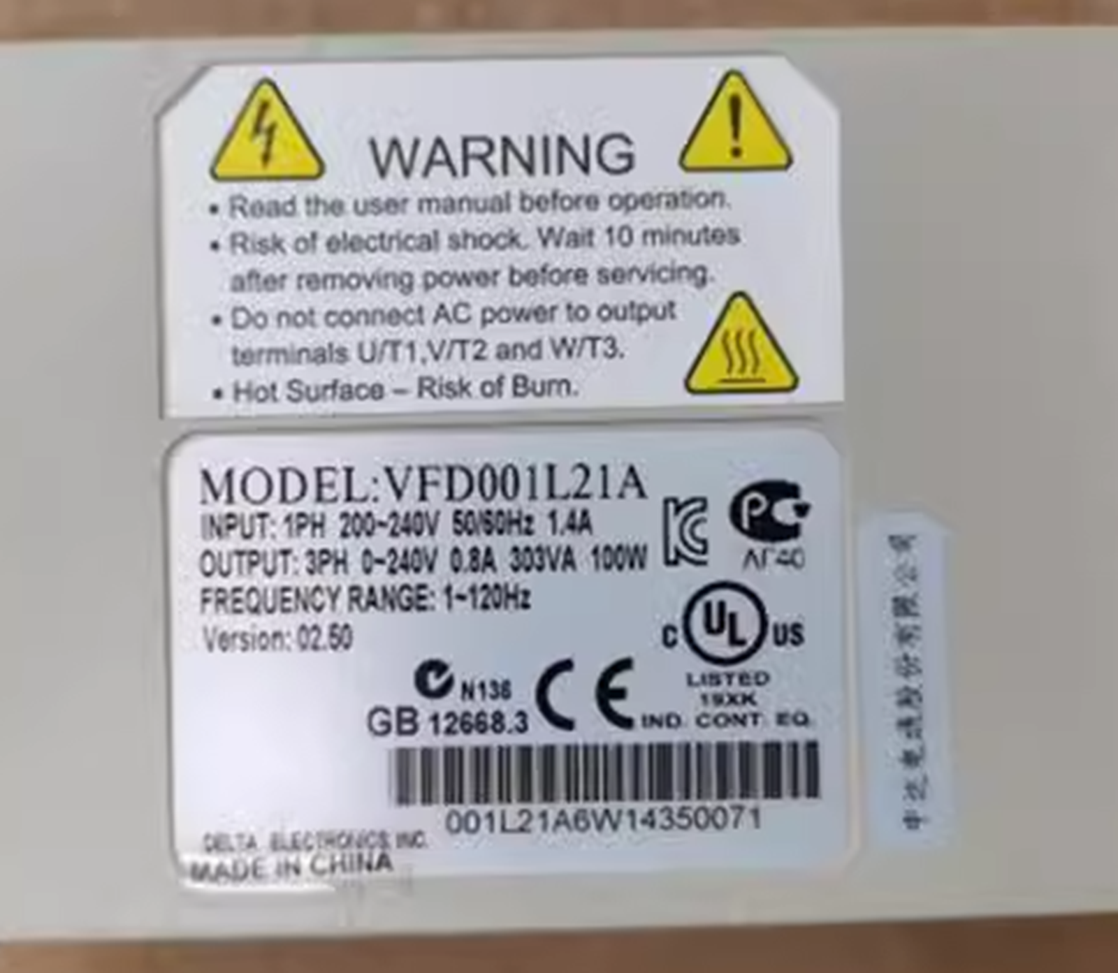 DELTA VFD001L21A Inverter DELTA