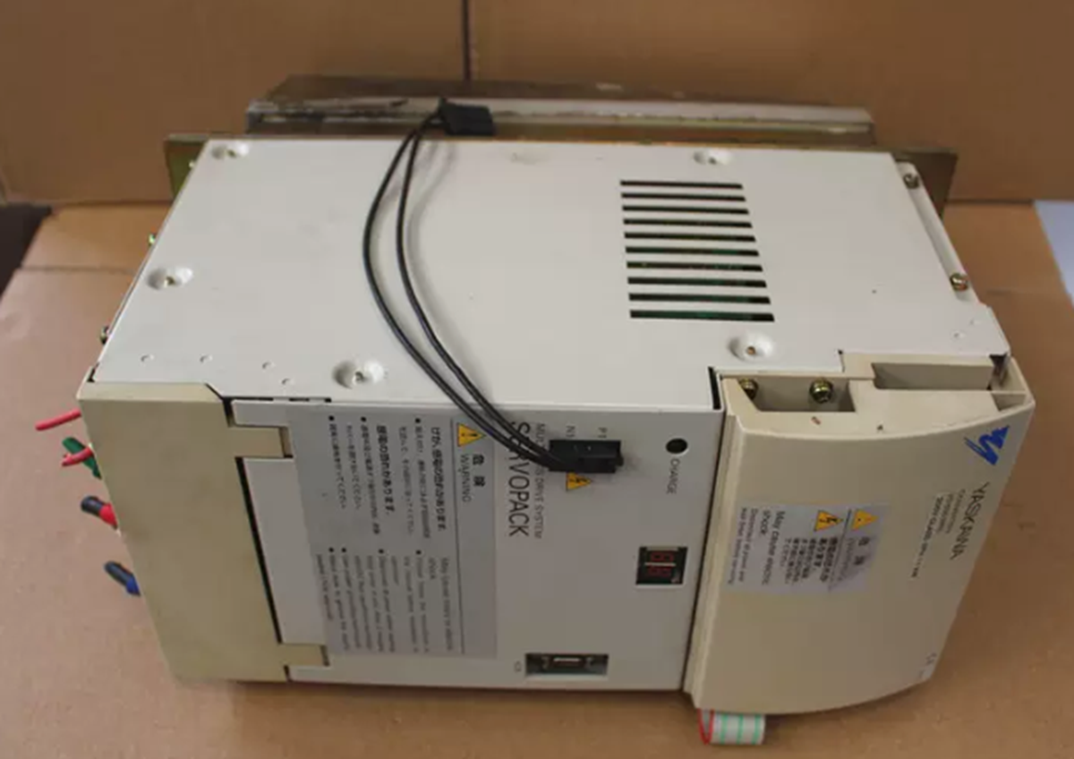 used & Tested YASKAWA CIMR-MR5N2011 Servo Drive - YASKAWA