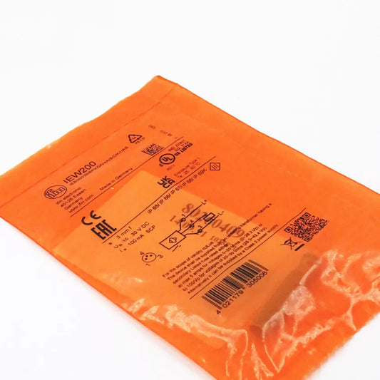 1PC  IFM IEW200 Proximity Switch Sensor Free Shipping