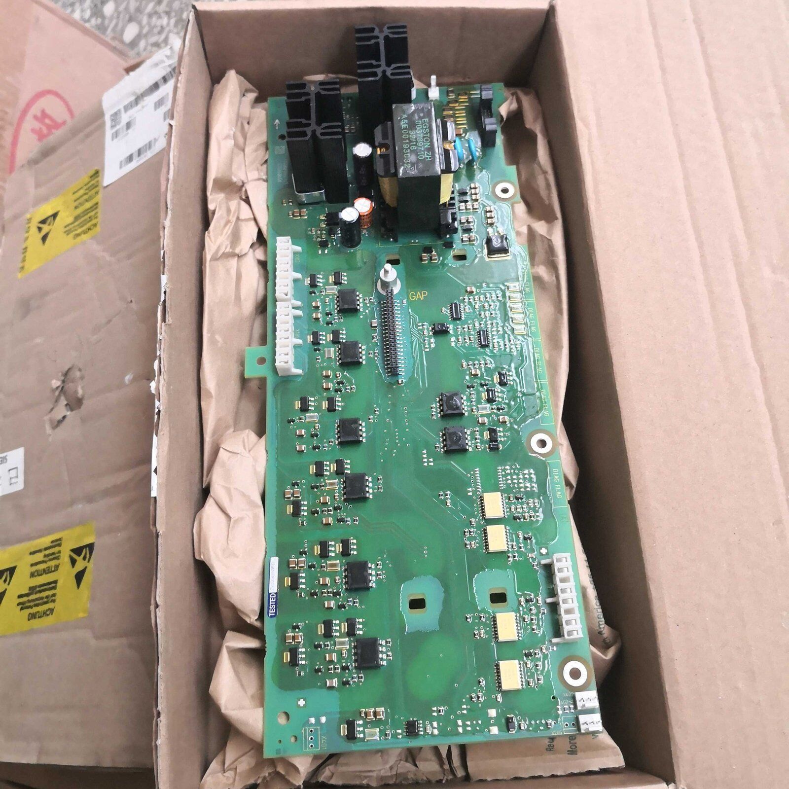 used  Siemens MM4 VGAP 400/600V Board A5E02915323 Tested