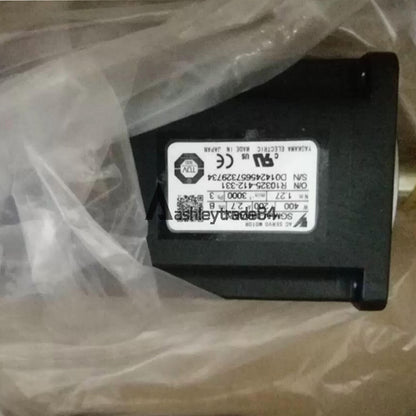 new 1PC Yaskawa servo motor SGMJV-04AAA2C