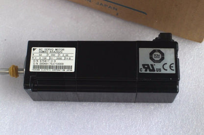 YASKAWA AC SERVO MOTOR SGMAS-A5A2A2C SGMASA5A2A2C