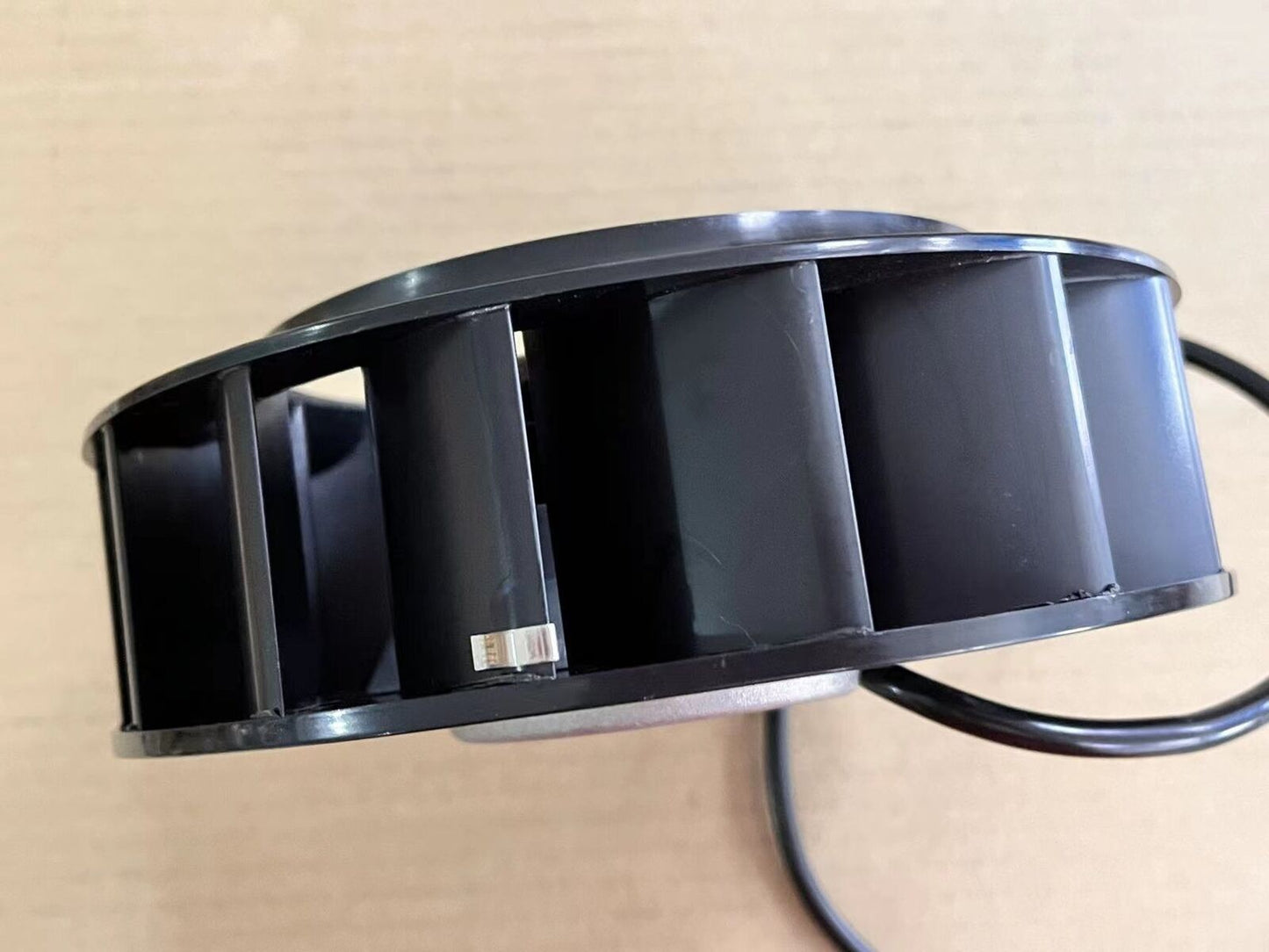 new 1pc FJ190T0000 Centrifugal fan 230V 79(W) 190mm - LENOVO