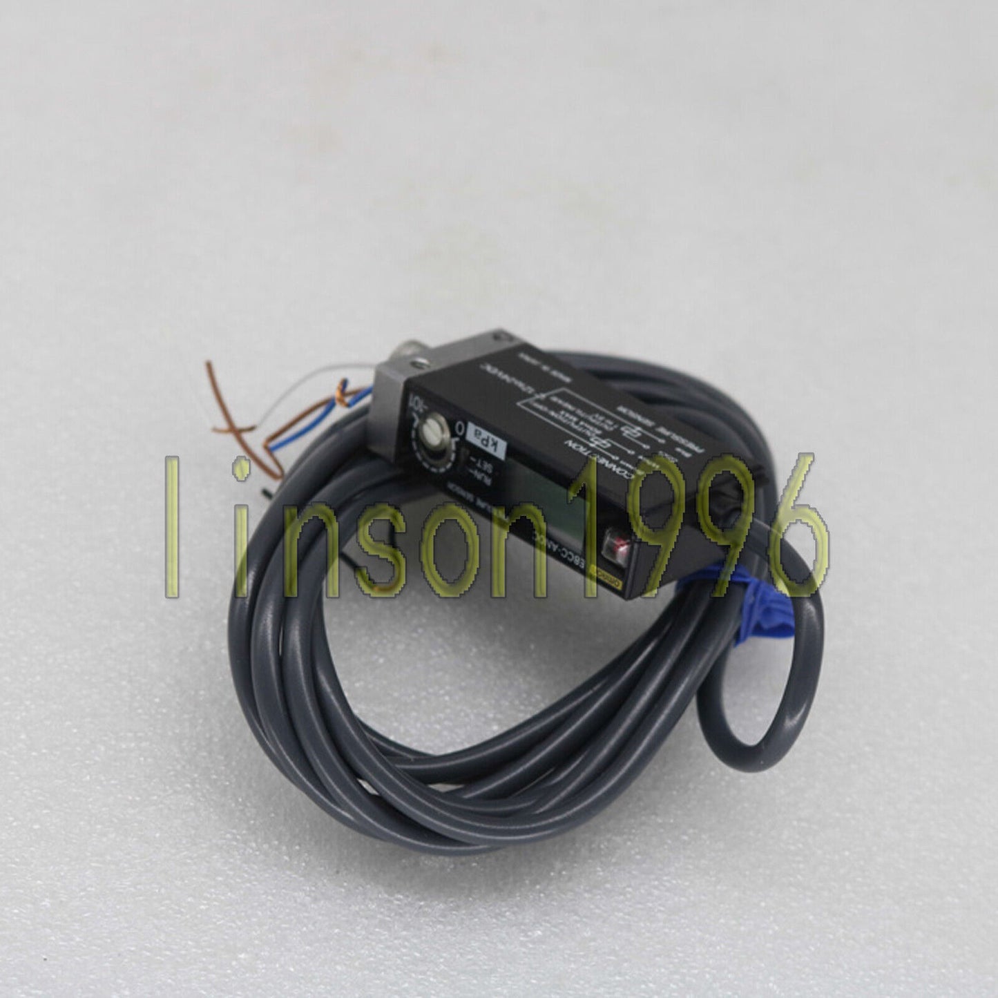Omron Pressure Sensor E8CC-AN0C - OMRON