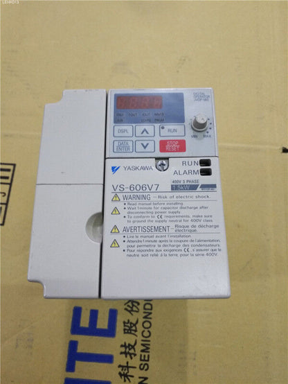 Yaskawa VS-606V7 CIMR-V7AT41P5 Variable Frequency Drive - YASKAWA