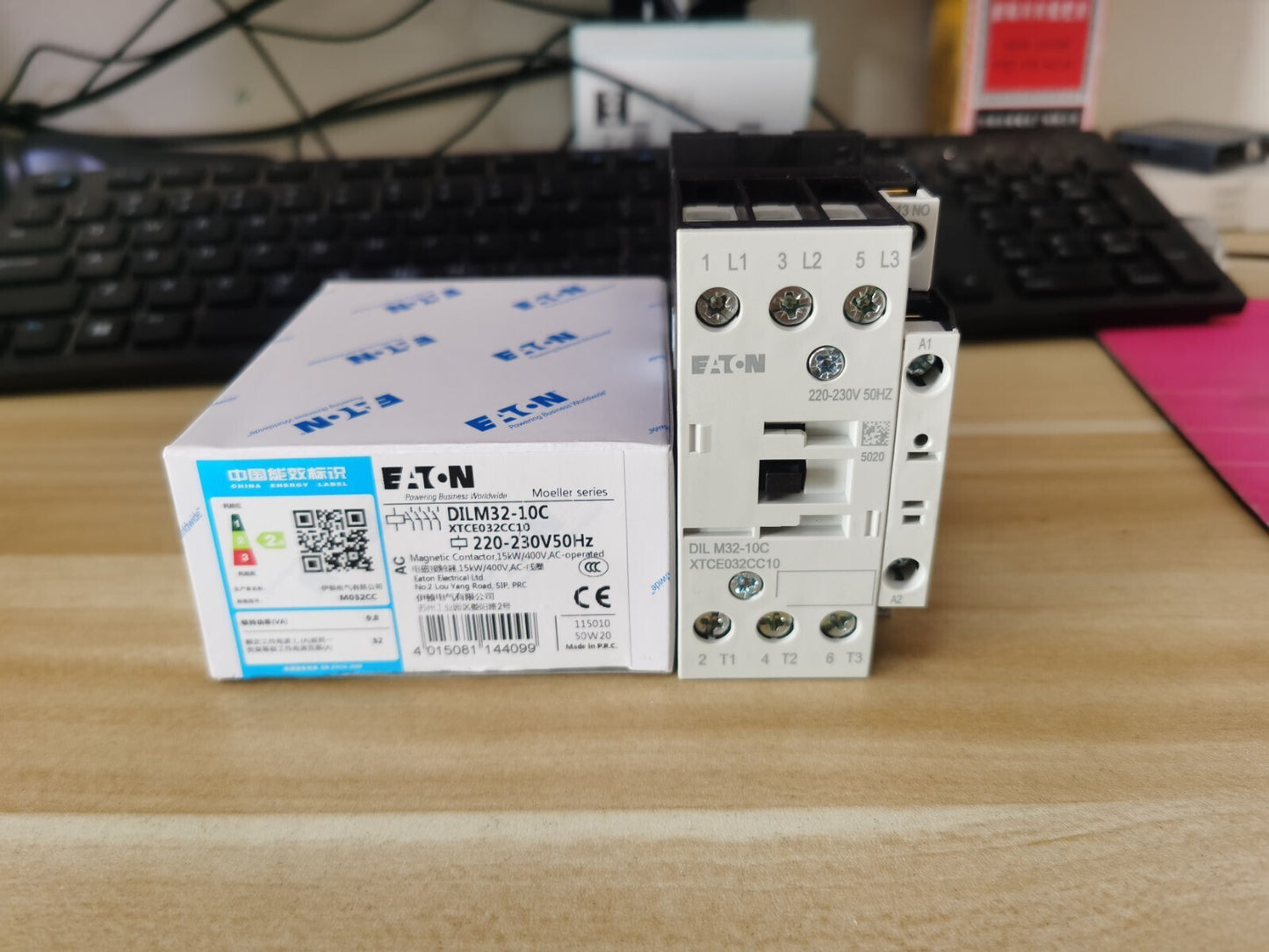 1PCS  Eaton Moeller DILM32-10C XTCE032CC10 AC Contactor In Box