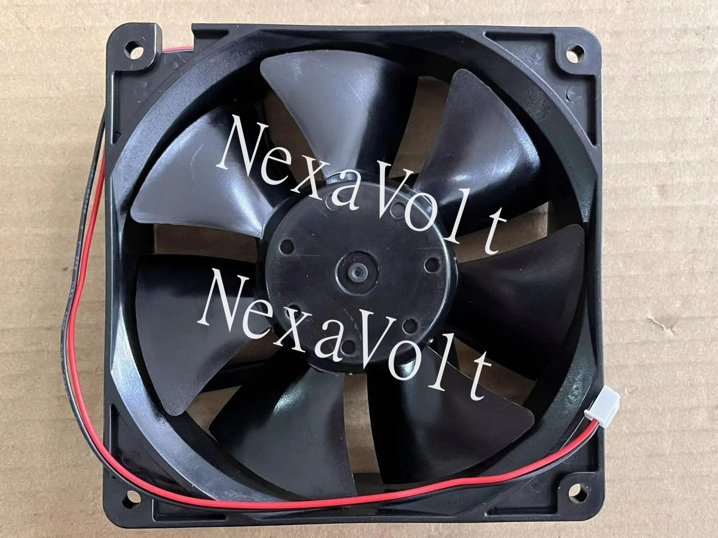 Globe Motors D47-B15A-05T3-100 24V 0.40A 2-wire 12038 12CM inverter cooling fan