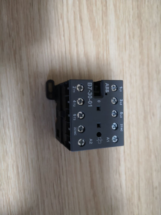 1PCS  ABB B7-30-01 24VAC Contactor