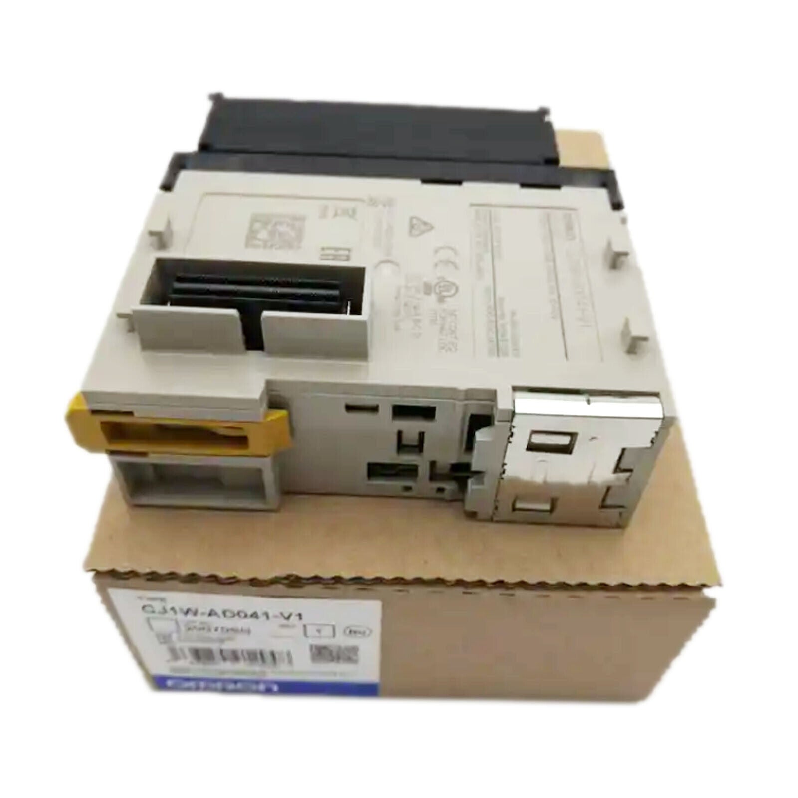 OMRON PLC CJ1WAD041V1 Analog Module 041V1 AD041 - OMRON