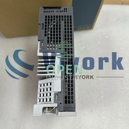 1PCS Mitsubishi MR-J4-100B SERVO AMPLIFIER