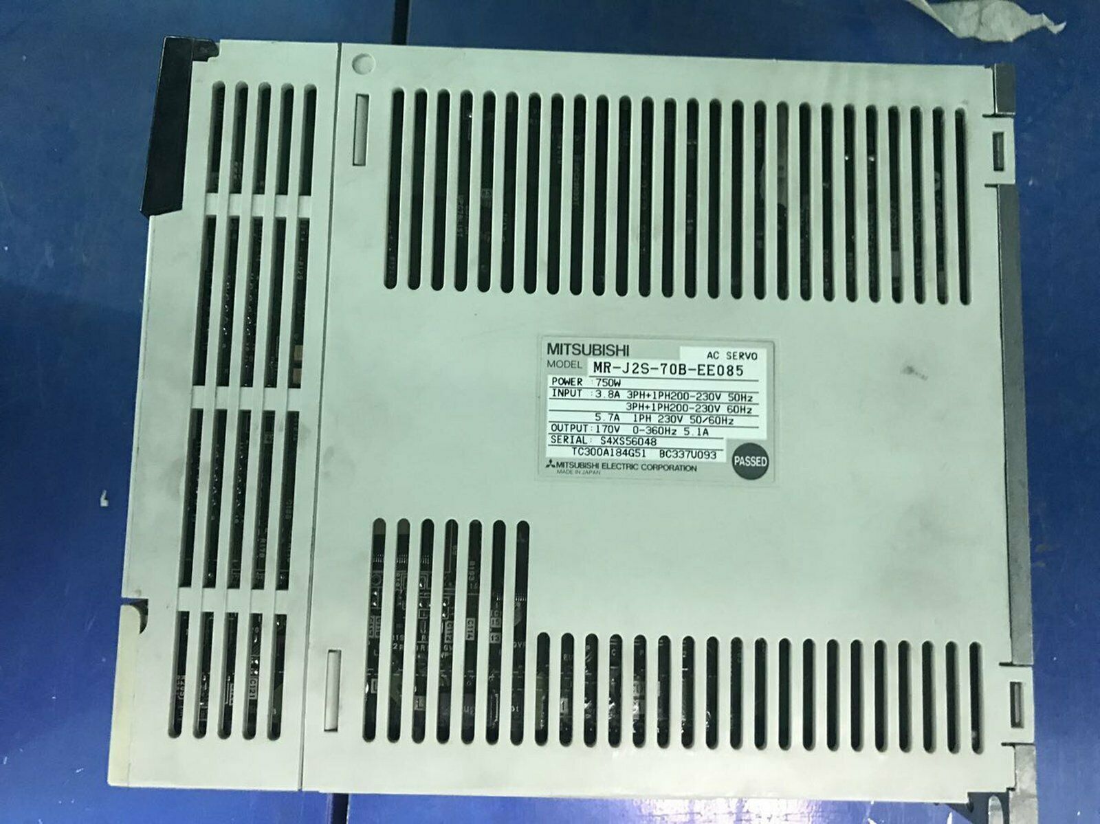 Used ONE Mitsubishi MRJ2S70BEE085 servo drive MRJ2S70BEE085 Fully tested - MITSUBISHI