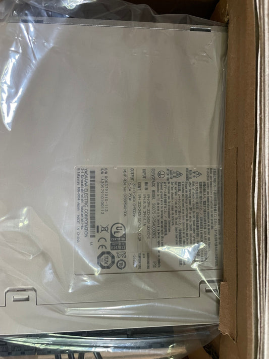 1PC  YASKAWA SGD7S-5R5A00B202 SERVO DRIVER SGD7S5R5A00B202