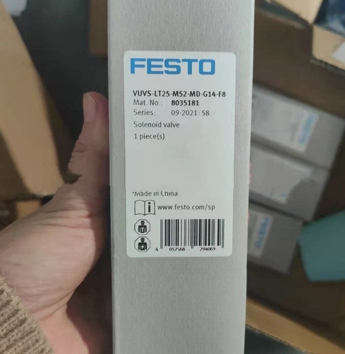 1pcs Festo VUVS-LT25-M52-MD-G14-F8 8035181 Solenoid Valve